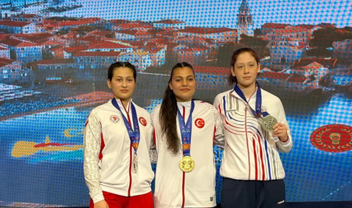 Milli sporcu Sedef Nergiz dünya şampiyonu oldu