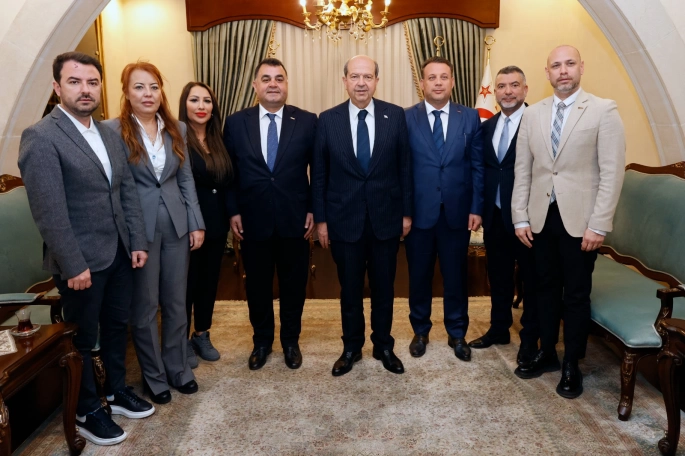 Cumhurbaşkanı Tatar, Türkiye Seyahat Acenteleri Birliği’ni kabul etti
