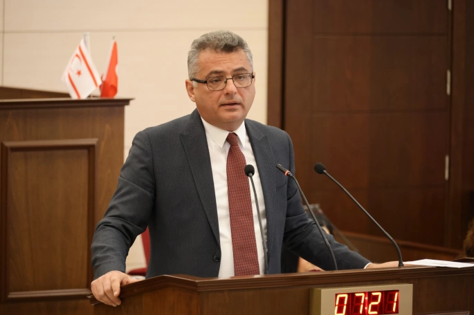 Erhürman: Bu ülkede bir halk var, kendi kararlarını kendi verir