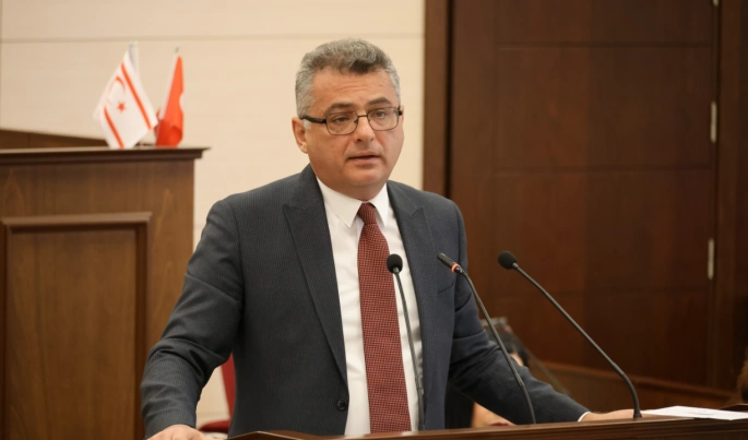 Erhürman: “Kıbrıs Türk halkının iradesini, Kıbrıs Türk halkıyla birlikte temsil edecek ve koruyacağız”