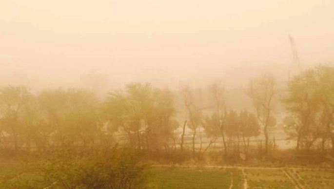 Meteoroloji Dairesi, tozlu havanın etkisinin sürdüğünü duyurdu