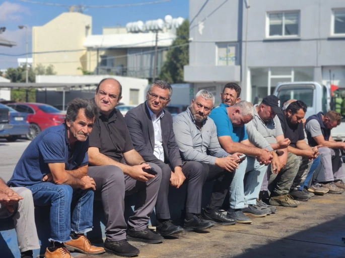 Erhürman: Kuruluşları siyasetten arındıracağız, özerkleştireceğiz