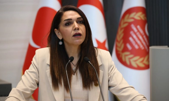 Kürşat’tan hükümete eleştiri: "Ha duvara ha bu yapıya konuşuyoruz. Hiçbir fark yok”
