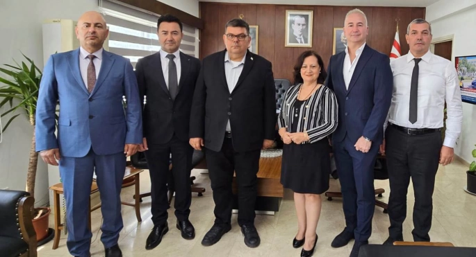 Maliye Bakanı Berova, Avustralya'dan gelen yatırımcıları kabul etti