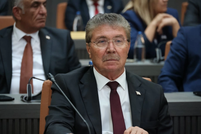 Başbakan Üstel: Yeni terfilerin önünün açılması için ihtiyaç oldu