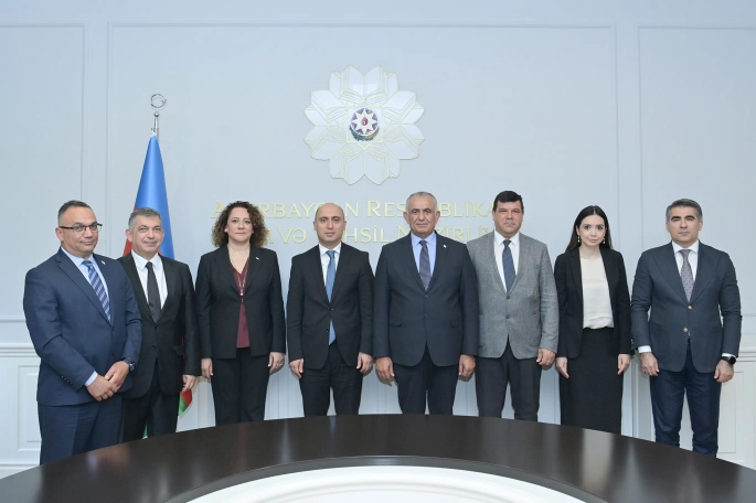 Milli Eğitim Bakanı Çavuşoğlu, Bakü’de temaslarda bulunuyor