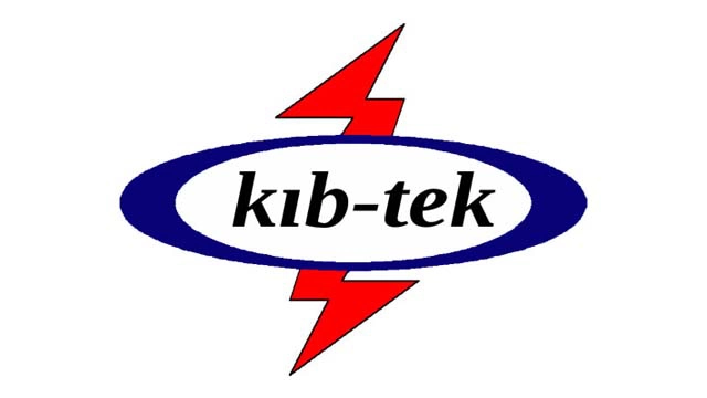 Güneşköy’de trafo patladı, ülke elektriksiz kaldı