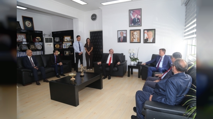 Arıklı, Erzurum Atatürk Üniversitesi Rektörü Hacımüftüoğlu’nu kabul etti
