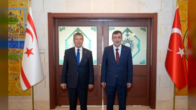 Başbakan Üstel ve hükümet ortakları Ankara’da Türkiye Cumhurbaşkanı Yardımcısı Yılmaz ile biraraya geldi