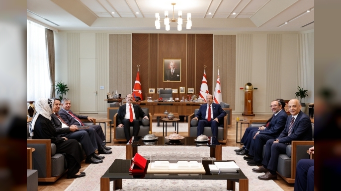 Cumhurbaşkanı Tatar Erzurum Atatürk Üniversitesi Rektörü Hacımüftüoğlu’nu kabul etti