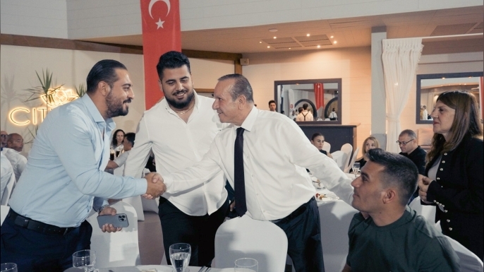 Demokrat Parti’den Ersin Tatar’a destek yemeği