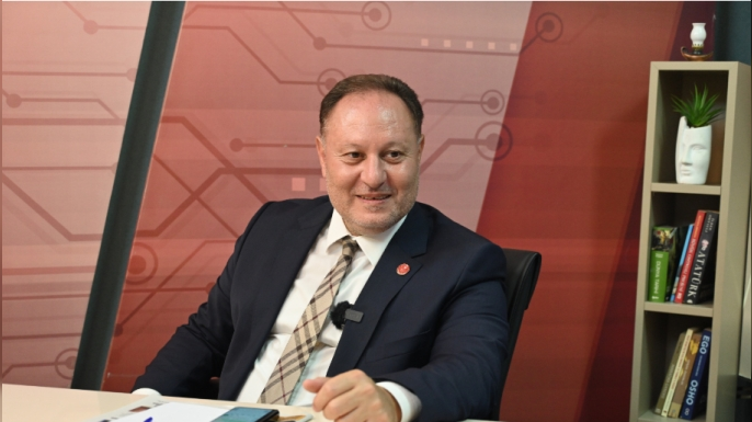 Öztürkler:“Irkçılığın yükseldiği bir ortamda, barış ve çözüm söylemlerinin samimiyeti sorgulanmalı”