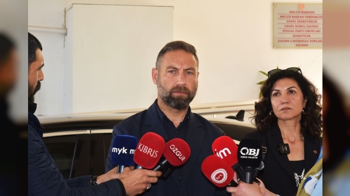 6 Eğitim Sendikasından Dünya Öğretmenler Günün'de Ortak Basın Toplantısı