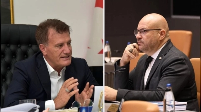 Arıklı’dan, Küçük’e: Derdin hükümetten ayrılmamı sağlamaksa, benden boşalacak bakanlığı sana yedirmezler!