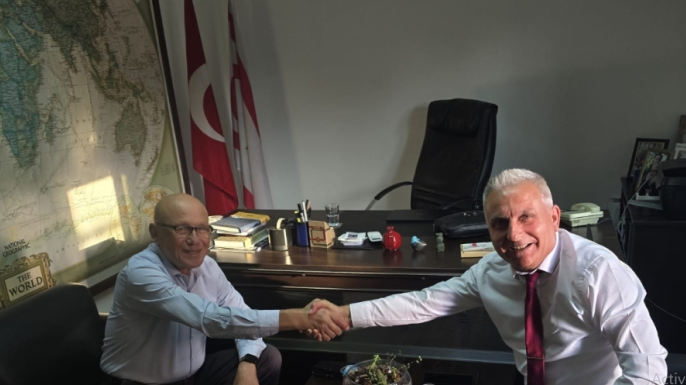 Bağımsız Cumhurbaşkanı adayı Gürlek, Talat ve Eroğlu’nu ziyaret etti