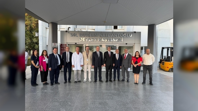 Dinçyürek ve Memişoğlu, Yeni Lefkoşa Devlet Hastanesi inşaat alanı ile Nalbantoğlu Devlet Hastanesi’ni ziyaret etti