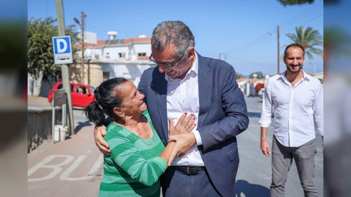 Erhürman'dan Lefke'de esnaf ziyareti