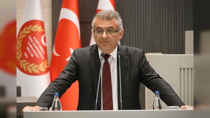 Erhürman konuşurken Meclis TV yayını kesildi!