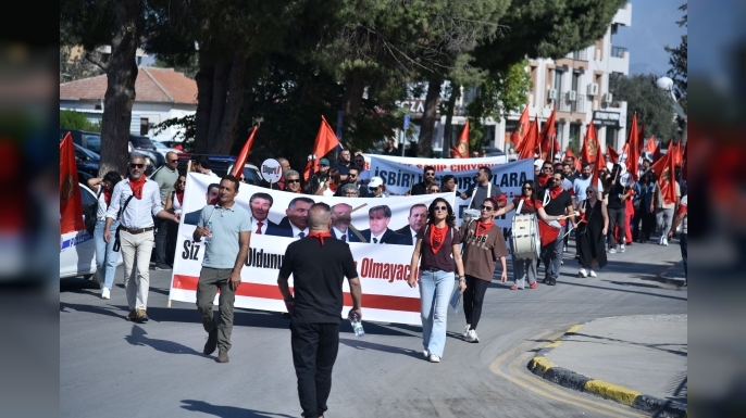 Eylem: Eğitime, Çocuklara ve Öğretmene Sahip Çıkıyoruz"