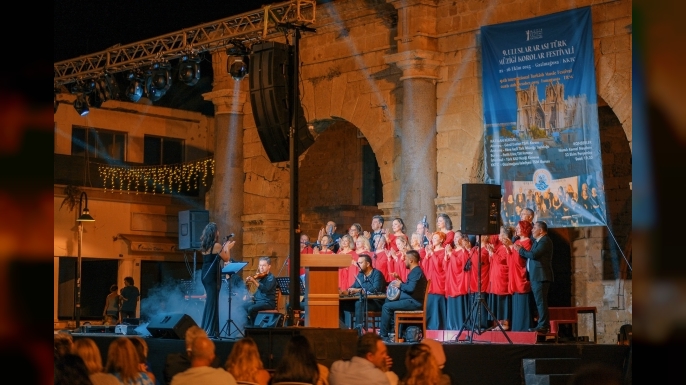 Gazimağusa’da 9.Uluslararası Türk Müziği Korolar Festivali düzenlendi