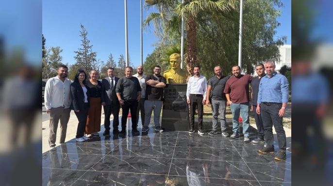 Hemşireler ve Ebeler Birliği Başkanı Özgöçmen