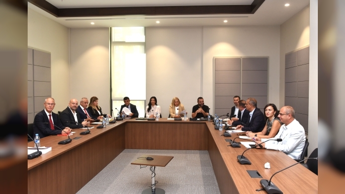 “Kıbrıs Sorununa İki Devletli Çözüm Konusunda Karar Önerisi”nin üçüncü görüşmesi sonraki toplantıda yapılacak
