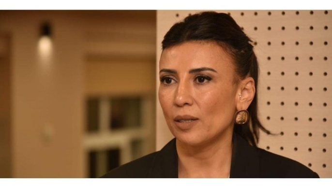 Özdenefe: Çok adaylı bir kurultaya gidiyoruz gibi görünüyor