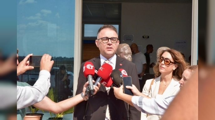 Özerdağ, seçmenleri oy kullanarak vatandaşlık ve anayasal görevlerini yerine getirmeye çağırdı