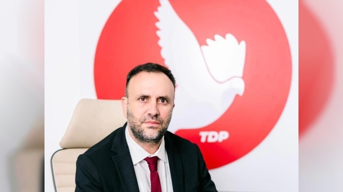 Çeler'in "Bavullarla para taşıdı" iddiasının davası sonuçlandı: İftirayı atan kişi tazminat ödeyecek!