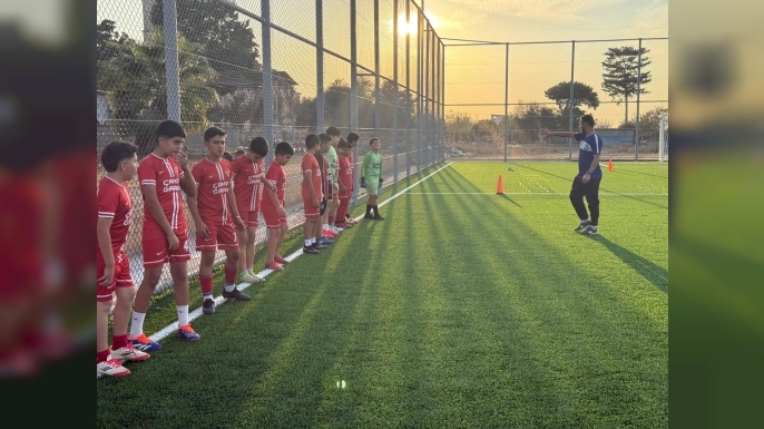 Erenköy-Karpaz Belediyesi’nden Dipkarpaz’a Yeni Halı Saha