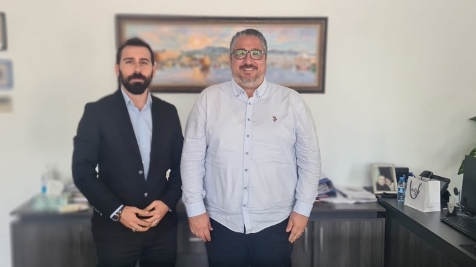 Özgür Ortadoğulular Girne Kurs Merkezi’nden Girne Belediye Başkanı Murat Şenkul’a Ziyaret