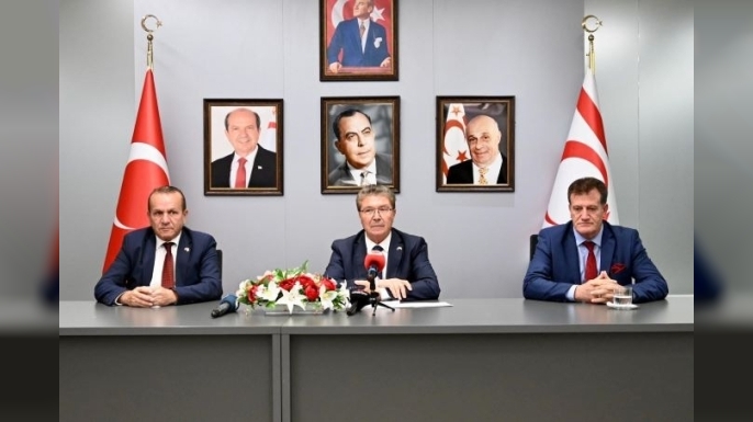 Ünal Üstel, Cevdet Yılmaz'la görüşmek üzere Ankara'ya gidiyor
