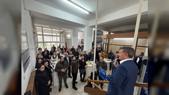 Arıklı, personelle yeni yılı kutladı