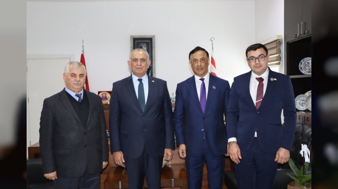 Bakan Çavuşoğlu Azeri Milletvekili Nasirov'u kabul etti