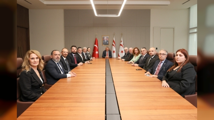 Cumhurbaşkanı Erhürman, Kıbrıs Türk Sanayi Odası Başkanı ve yönetim kurulu üyeleriyle bir araya geldi