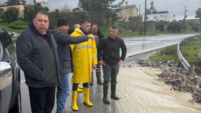 Amcaoğlu: Aşırı yağışlara karşı gece boyunca sahadaydık, riskli bölgeler kontrol altında