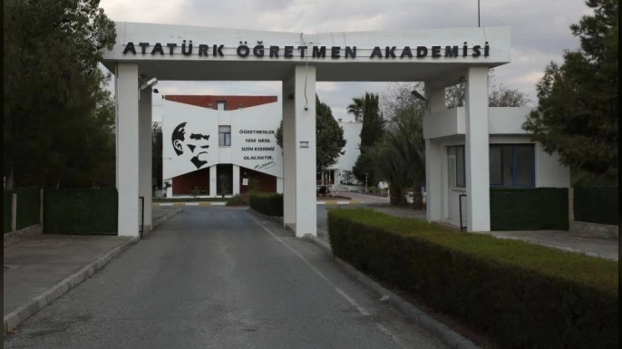 AÖA öğrencileri: Akademik standartlar korunmalı