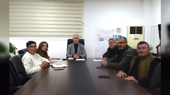 Bakan Hasipoğlu, Kıbrıs Türk İnşaat Taşeronları Birliği temsilcilerini kabul etti