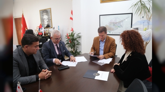 Bayındırlık ve Ulaştırma Bakanlığı ile Akdeniz Karpaz Üniversitesi arasında Özel Burs ve İş Birliği Protokolü