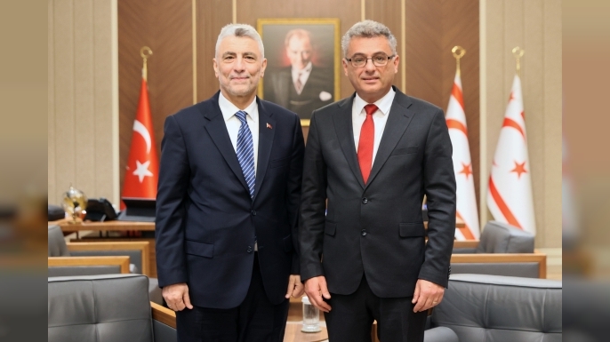 Erhürman, TC Ticaret Bakanı Ömer Bolat’ı kabul etti