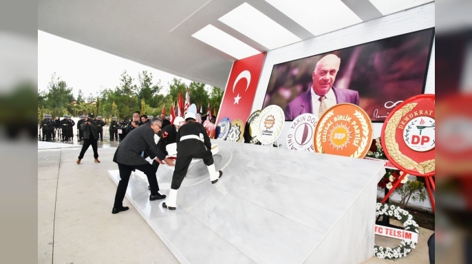 Kurucu Cumhurbaşkanı Denktaş, vefatının 14’üncü yıl dönümünde törenle anıldı