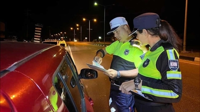 Trafik denetimlerinde 13 alkollü sürücü rapor edildi, 34 araç trafikten men edildi