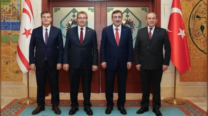 Arıklı: "KKTC tarihinin en istikrarlı hükümeti Ünal Üstel hükümetidir"