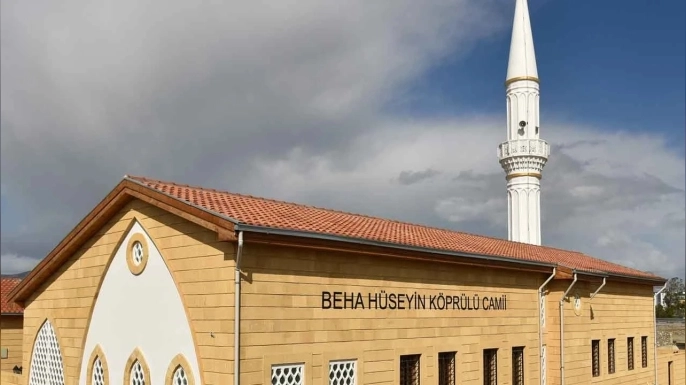 Beha Hüseyin Köprülü Camii düzenlenen törenle ibadete açıldı