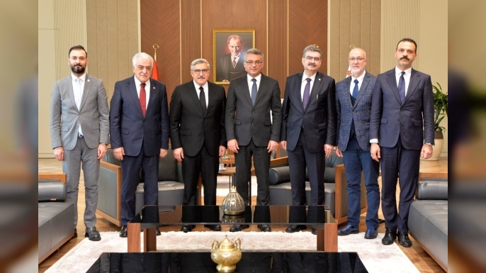 Cumhurbaşkanı Erhürman, AK Parti heyetini kabul etti
