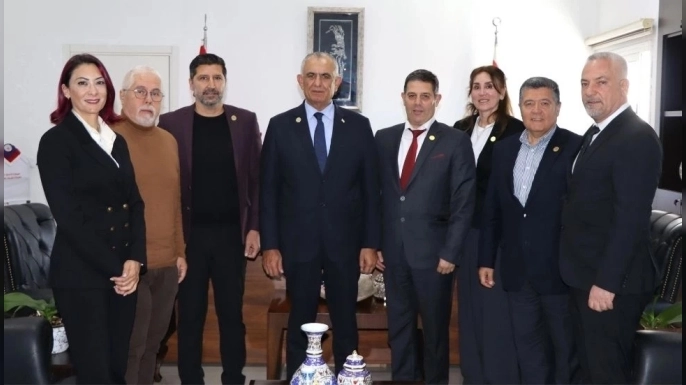 Nazım Çavuşoğlu, Milli Olimpiyat Komitesi ile görüştü