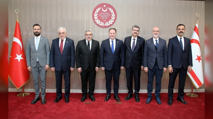 Öztürkler: Anavatanla kopmaz bağlarımız her türlü tehlikeye karşı güç vermeye devam edecek