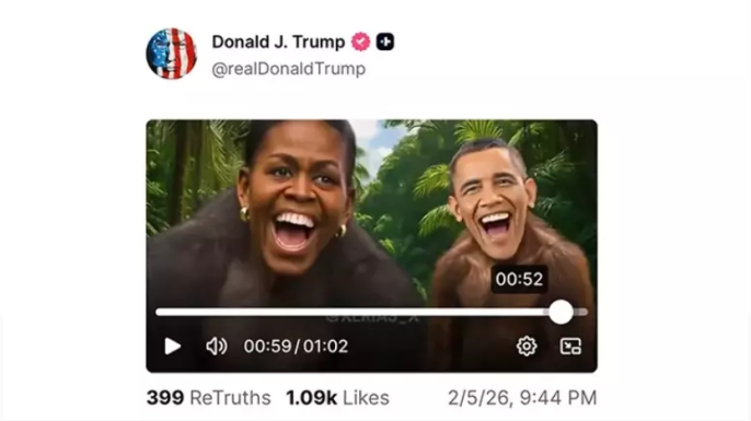 Trump'ın, Obama ve eşini maymun olarak tasvir eden video paylaşımı tepki topladı
