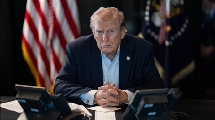 ABD Başkanı Trump, İran ordusu ile polisine "silah bırakma" çağrısı yaptı