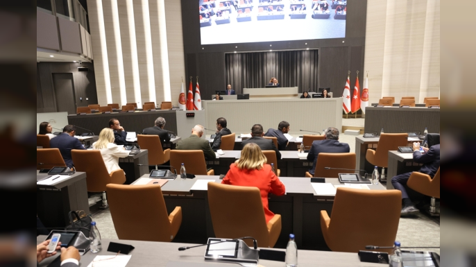Genel Kurul bugünkü çalışmalarını tamamladı, üç yasa tasarısı ve iki yasa önerisi onaylandı